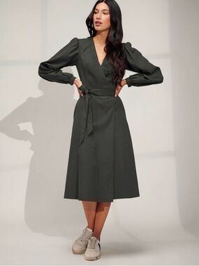 EMMA KNUDSEN • Reese Wrap Dress in Black